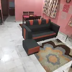 Nauriz Homestay Taman Seri Raia